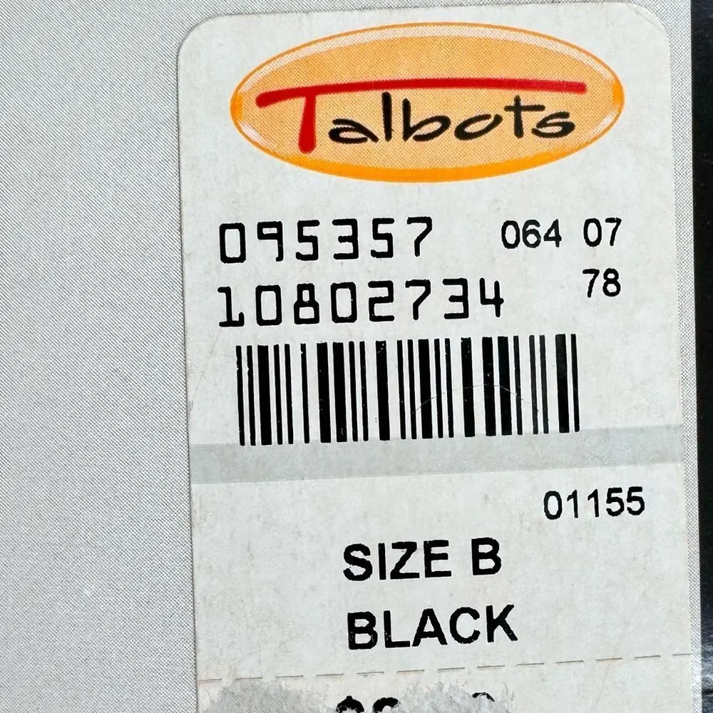 Talbots Opaque Control Top with Lycra 3D Black Tights Pantyhose. Size B. NEW.
